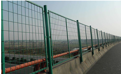 石拐区道路护栏围栏网 - 价格